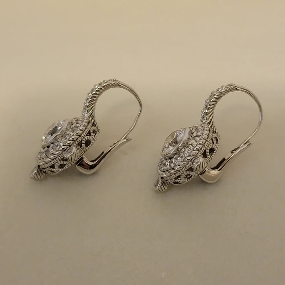 Earrings - Picture 3 of 9